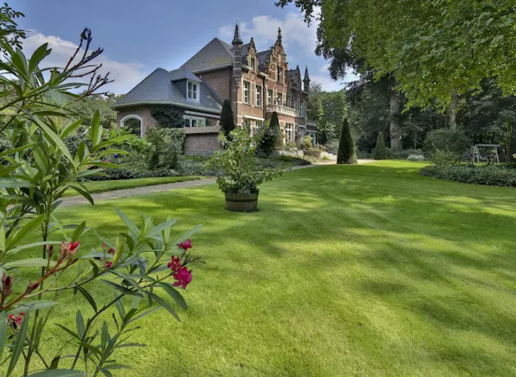 Kasteel Befferhof, Belgium